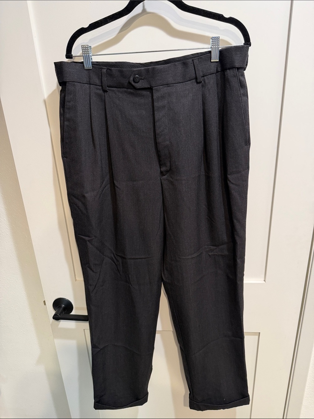 Louis Raphael Black Pleated Dress Pants Tailored Classic hidden waist ext 34x30